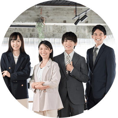 社員総出の様子